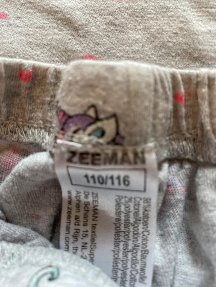 Pyjama licorne 110/116 🌸 A donner - photo numéro 6