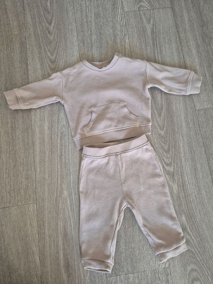 Ensemble bébé 6 mois - sweat + pantalon - coton texturé