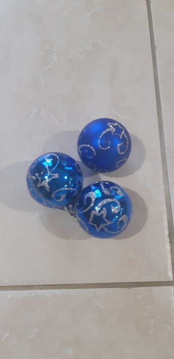 Boules de Noël  bleues et argent
