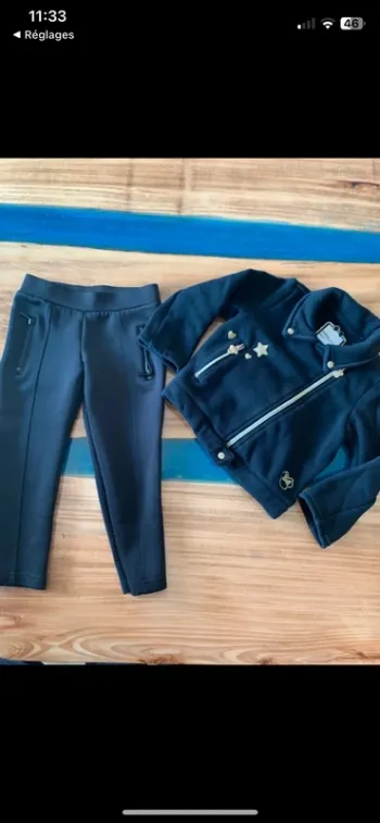 Ensemble noir Disney Minnie taille 3 ans