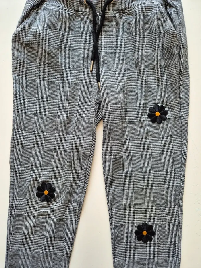 👧 Pantalon - photo numéro 2