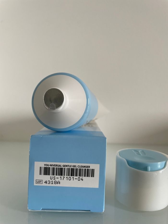 Nettoyant Youniversal Younique - photo numéro 2