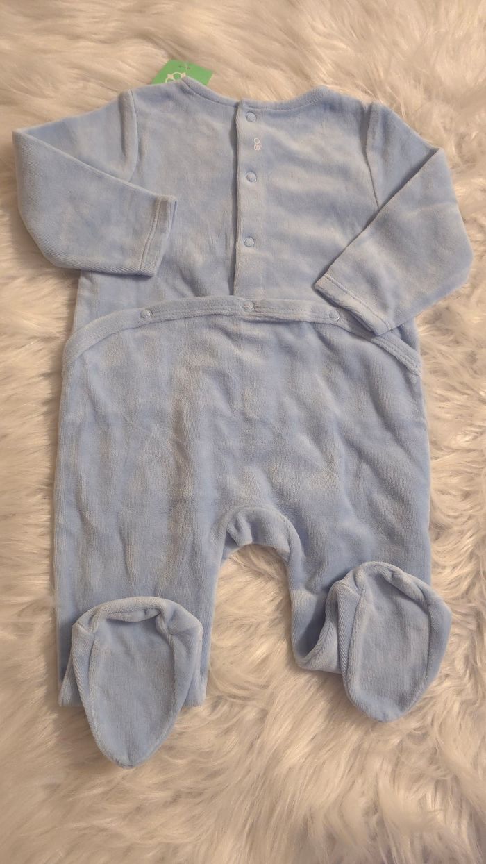 NEUF (non porté)🏷🤩😍💙💙superbe pyjama 6 mois  garçon 💙😍🤩 - photo numéro 2