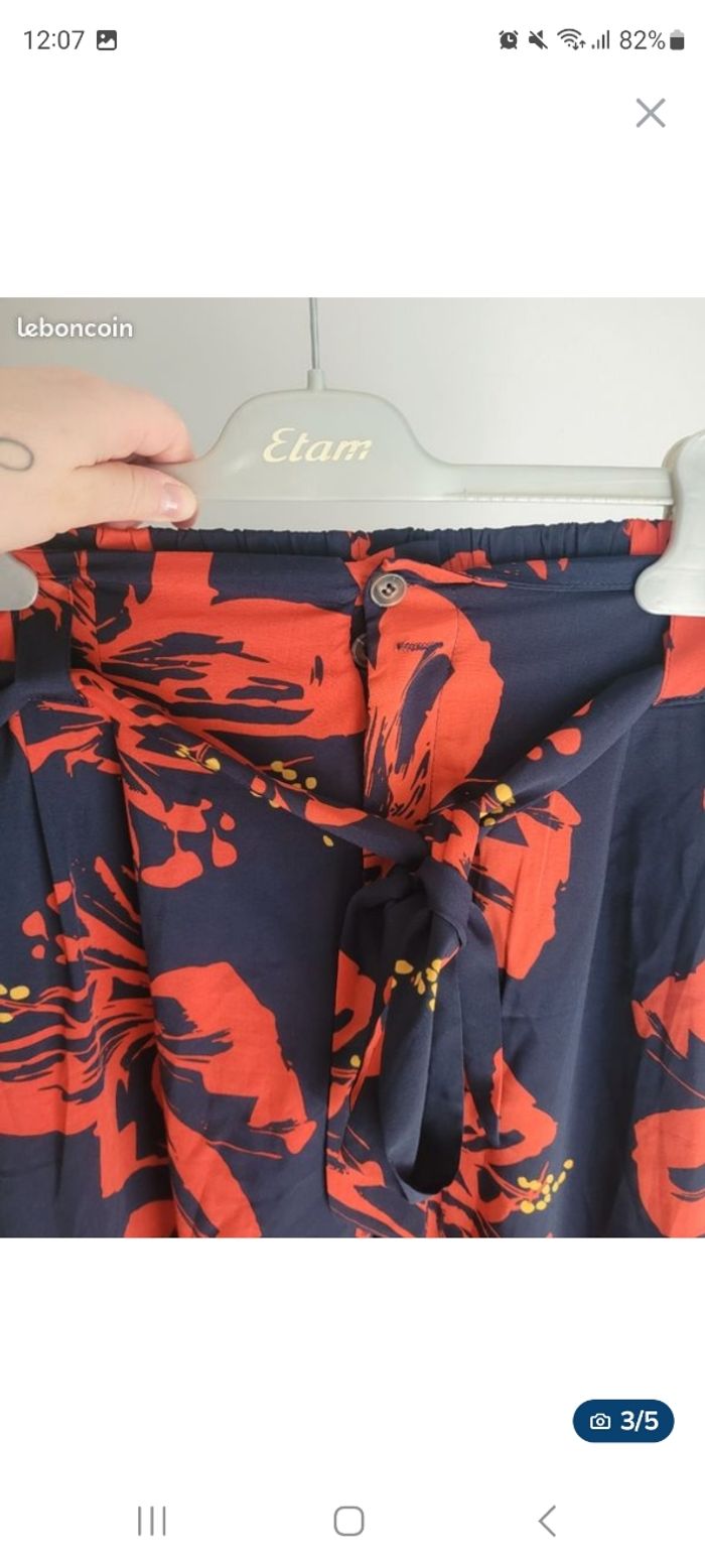 Pantalon large fleuris-Taille M(38) - photo numéro 3