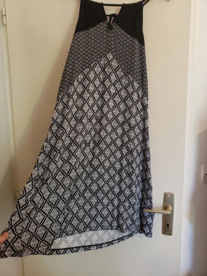 Robe noire et blanche taille M C&A - photo numéro 2