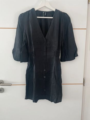 Robe noire XS Zara