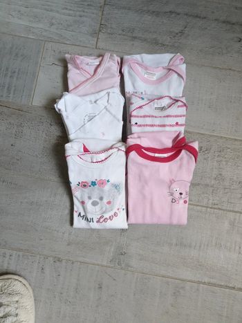 6 bodys Manche Longue