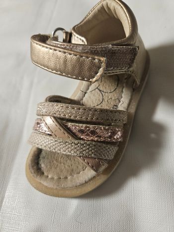Sandales