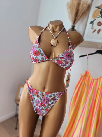 🌸 Bikini Tanga Fleuri - Taille L (40) - Neuf avec étiquettes 🌸