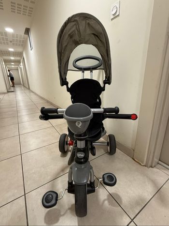 Q Play - Tricycle Evolutif Cosy 4-en-1 - Gris