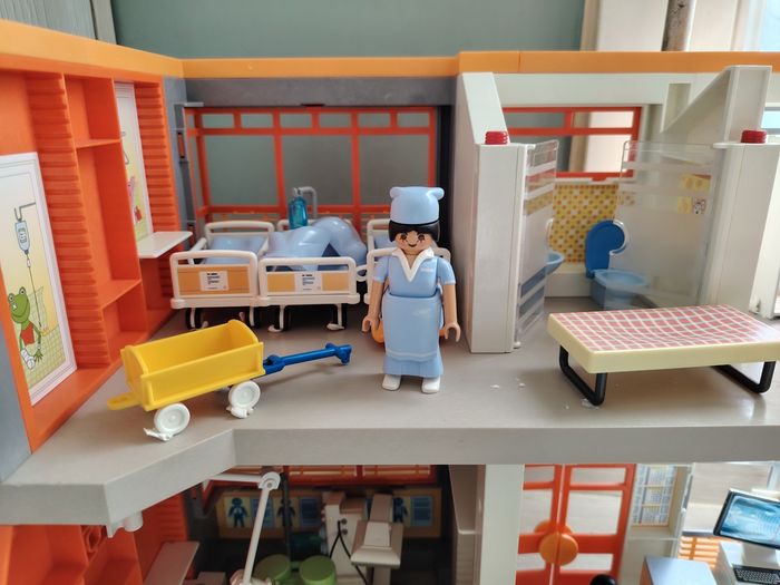 Clinique pédiatrique playmobil - photo numéro 10