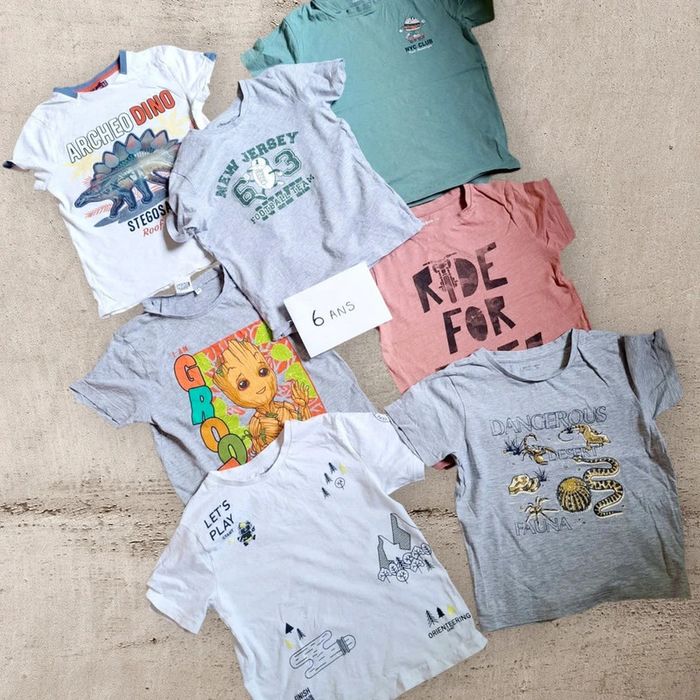Lot t shirts 6 ans