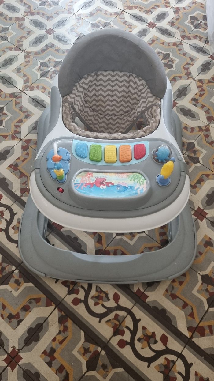 Trotteur bébé