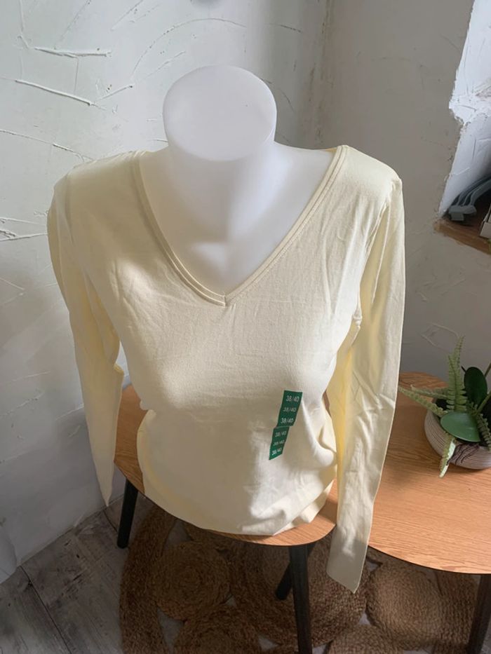 Lot 2 tee-shirt manches longues taille 38-40 - photo numéro 3