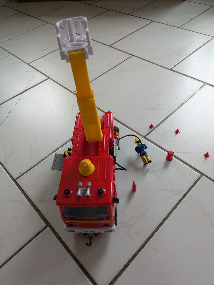 Camion de pompier Sam le pompier - photo numéro 3