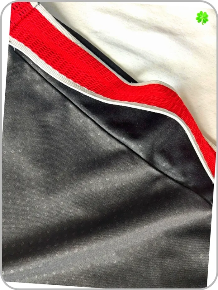 Short adidas basketball 🏀 - photo numéro 2