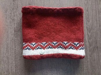 Cache cou garçon 2/8 ans