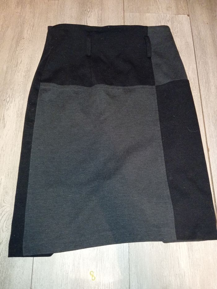 Jupe Armand Thierry taille 38 - photo numéro 2