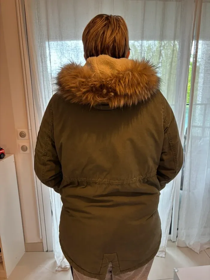 Manteau femme superdry neuf taille 44 - photo numéro 2