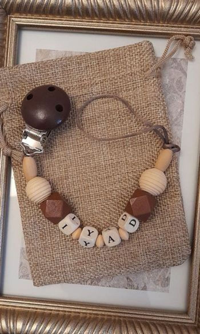 Attache tétine personnalisé - photo numéro 3