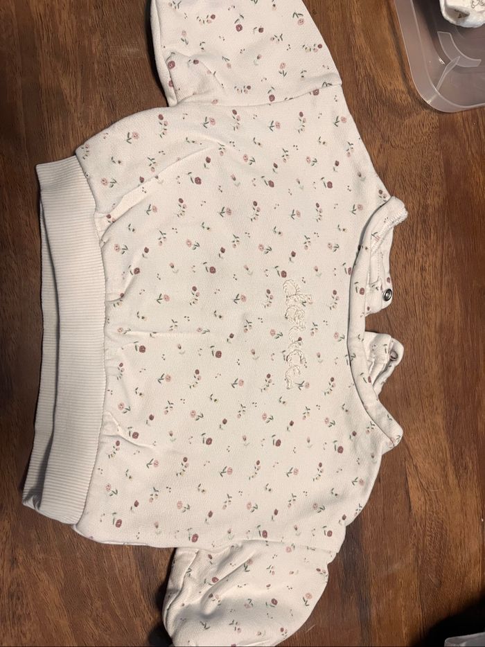 Pull fleuri