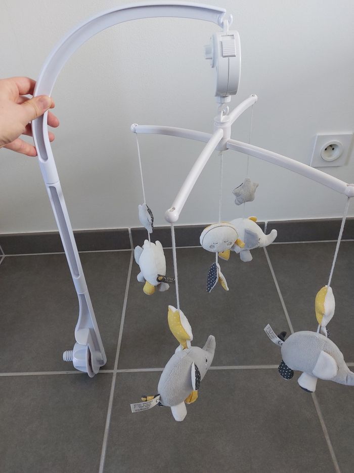 Mobile musical Sauthon