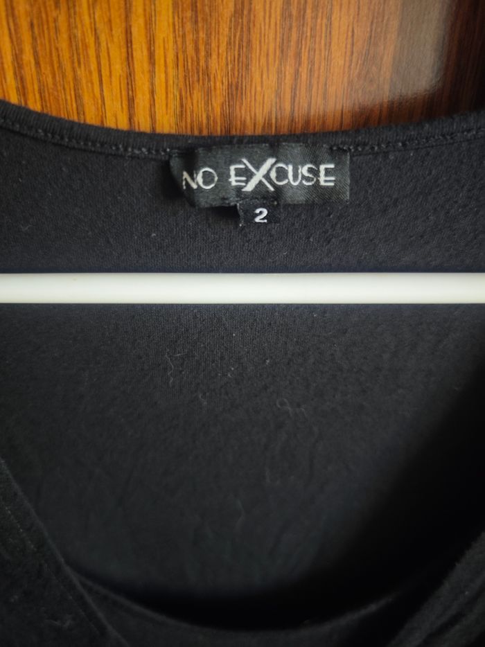 Robe noir extensible taille 2 (correspond à un 38) - photo numéro 2