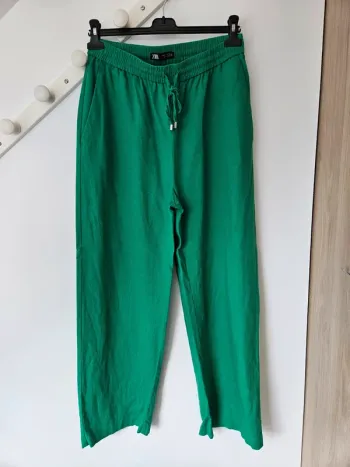 Beau pantalon vert