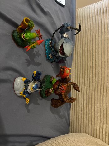 Figurines skylanders giants