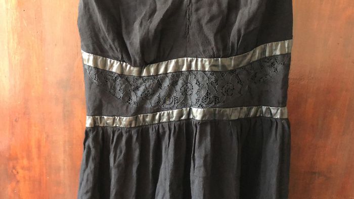 Robe noir dentelle mango 👗 - photo numéro 2