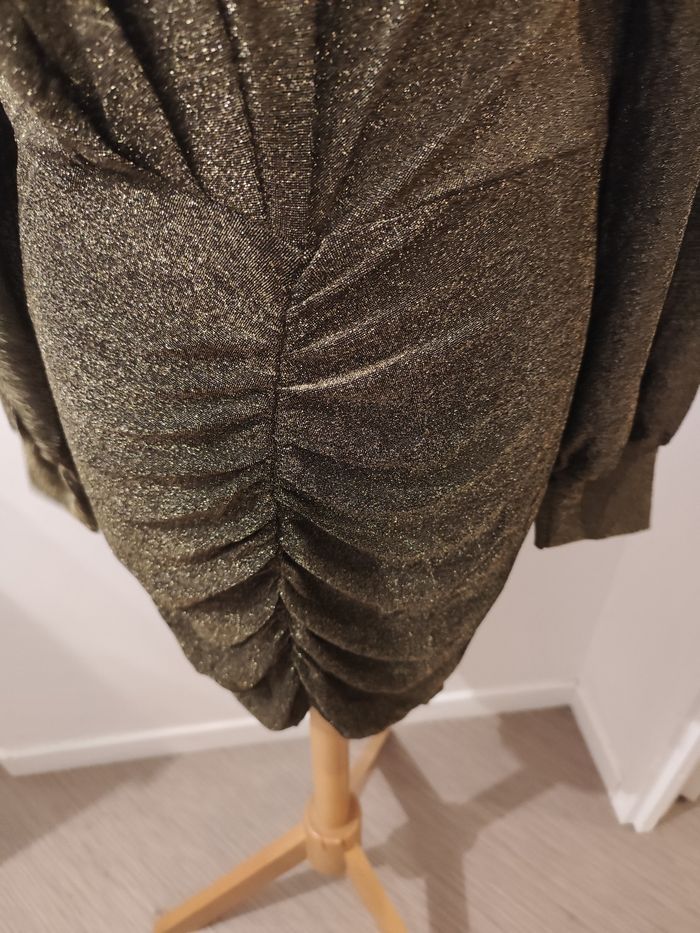 Robe pailleté or - photo numéro 3