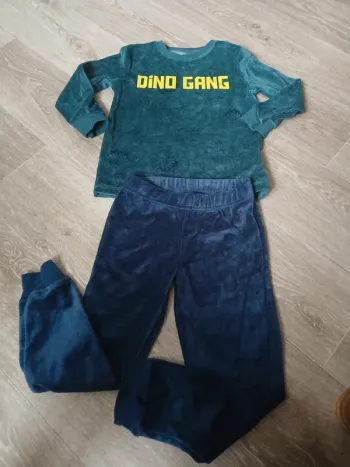 Pyjama polaire neuf garçon 6 ans