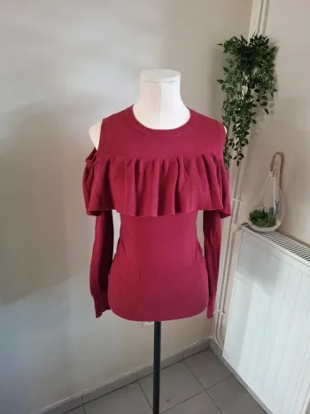 Pull léger epaule nu