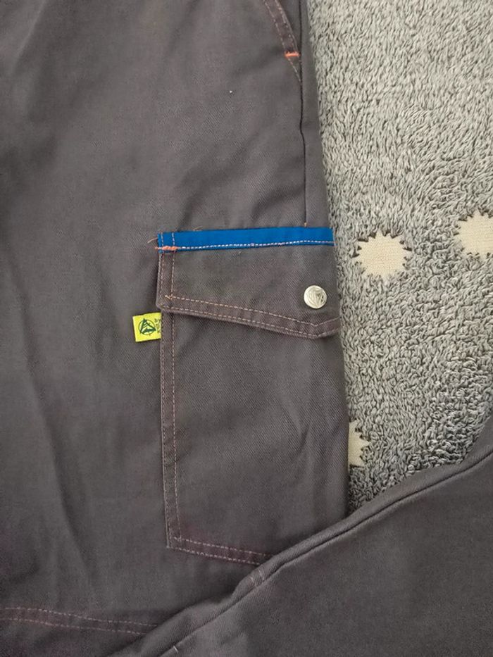 Pantalon de travail multipoche taille 42 neuf - photo numéro 6