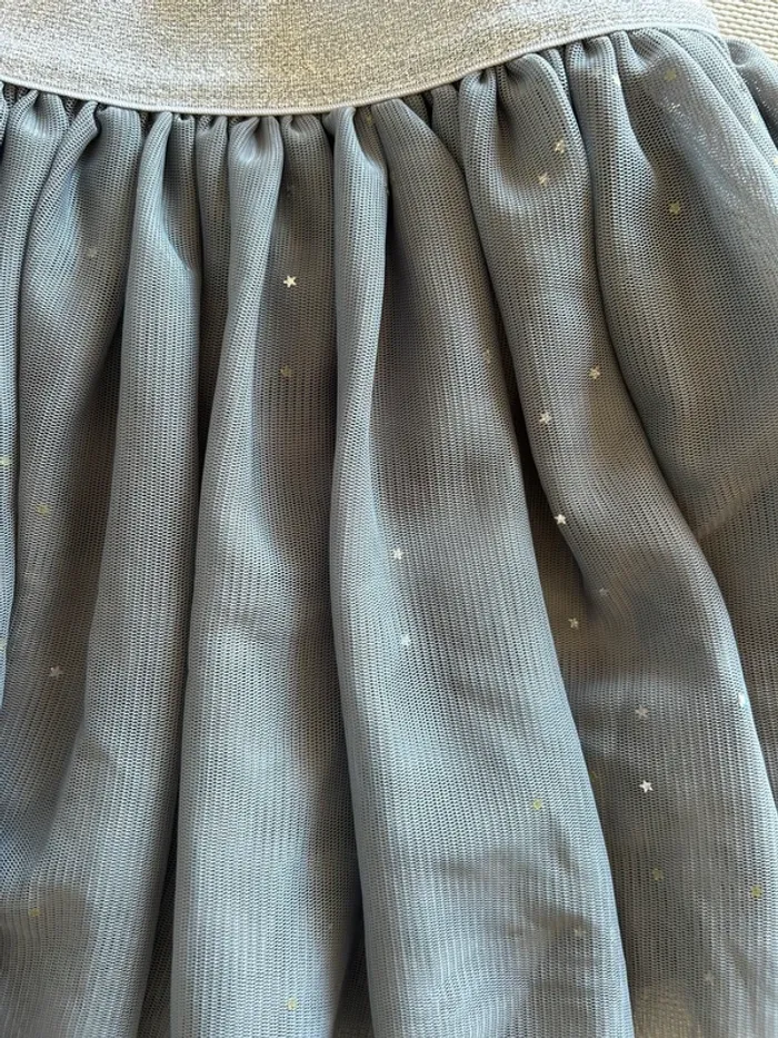 Jupe grise en tulle et paillettes - photo numéro 2