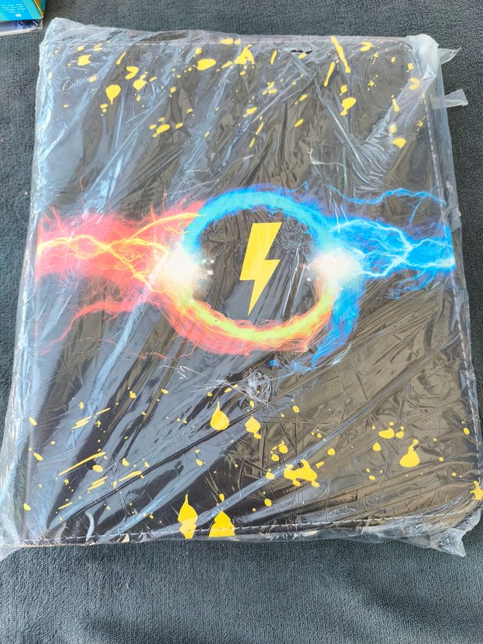 Grand classeur rangement de cartes Pokémon - photo numéro 2