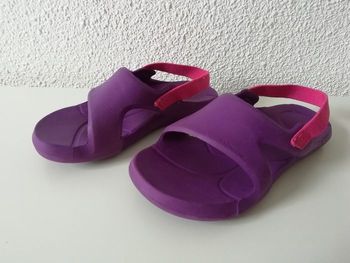 Sandales Nabaiji violet taille 26 27