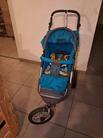 Poussette 3 roues tout terrain