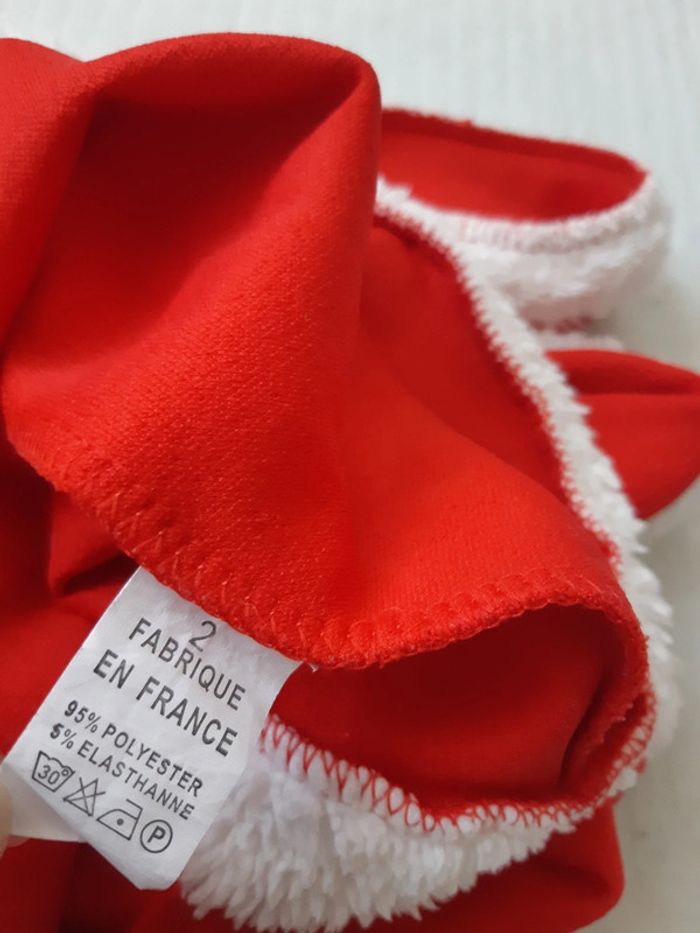 Robe à capuche mère Noël 2 ans - photo numéro 4