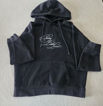 Pull à capuche noir