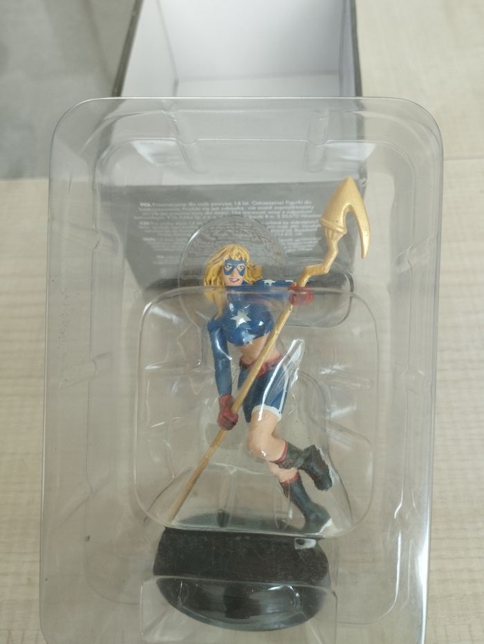 Figurine DC comics star girl en plomb - photo numéro 2