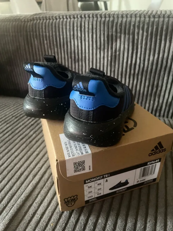 Adidas monofit neuve - photo numéro 2
