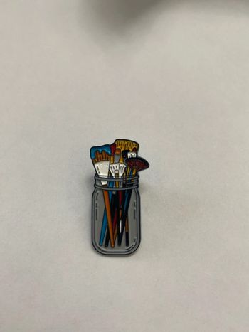 Pins pot de peinture