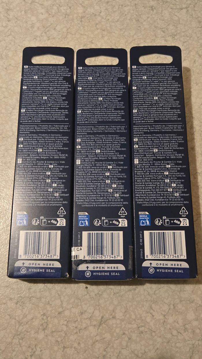 Lot 6 brossettes oral-b iO gentle care neuves - photo numéro 2