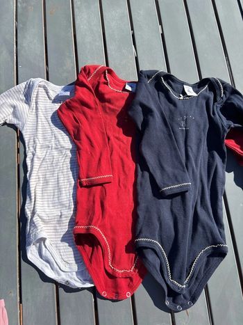 Lot de 3 bodies Petit Bateau 24M