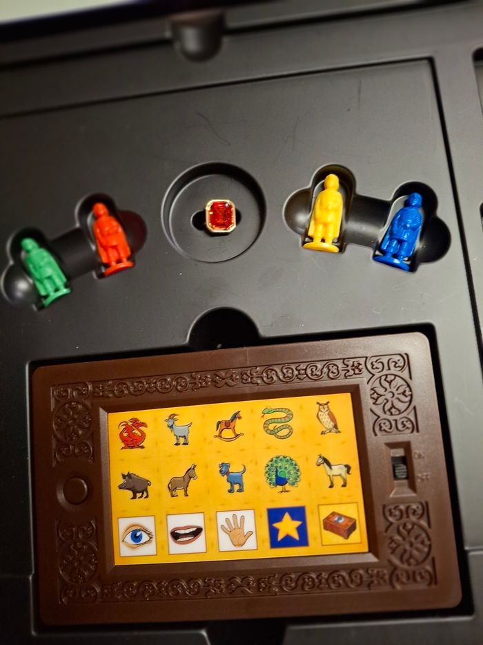 Jeux de société Qui l'a vu? Neuf - photo numéro 5