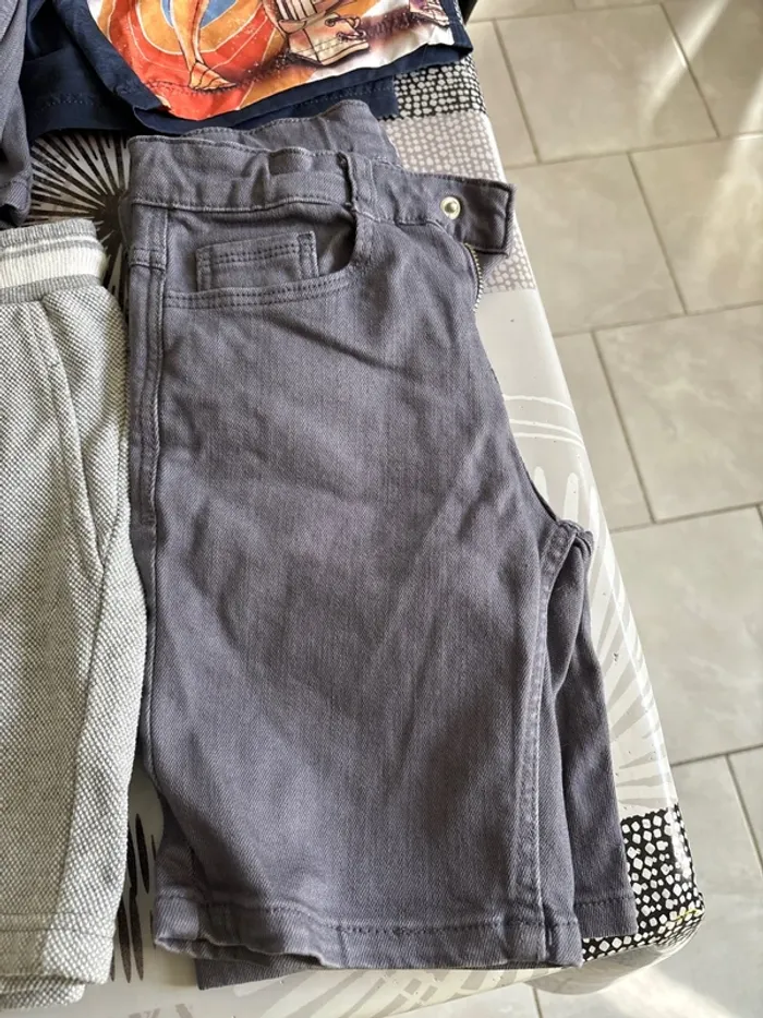 10 shorts - photo numéro 2