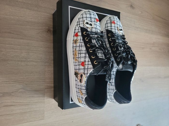 Baskets en toile Karl Lagerfeld modèle "Boucle pins sneaker" - photo numéro 3