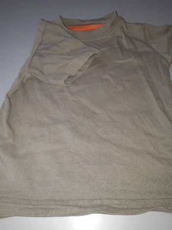 Tez shirt kaki uni 3 ans
