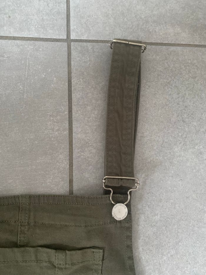 Salopette kaki Jennyfer taille 40 - photo numéro 2